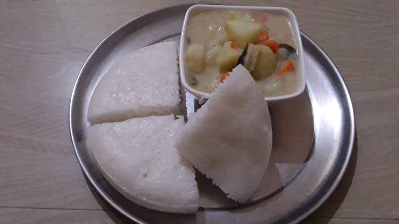 Traditional Kerala Vattayappam with stew [veg]