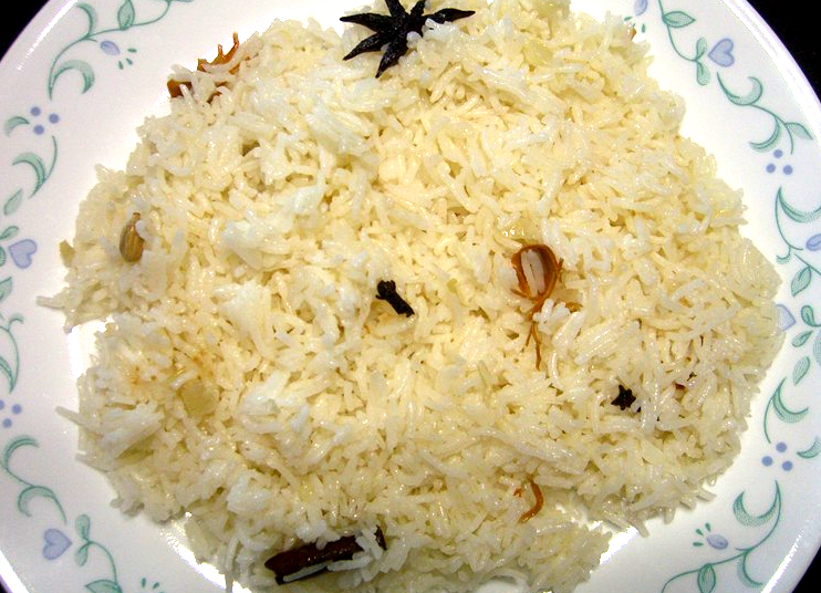 Ghee rice with pepper coconut chicken