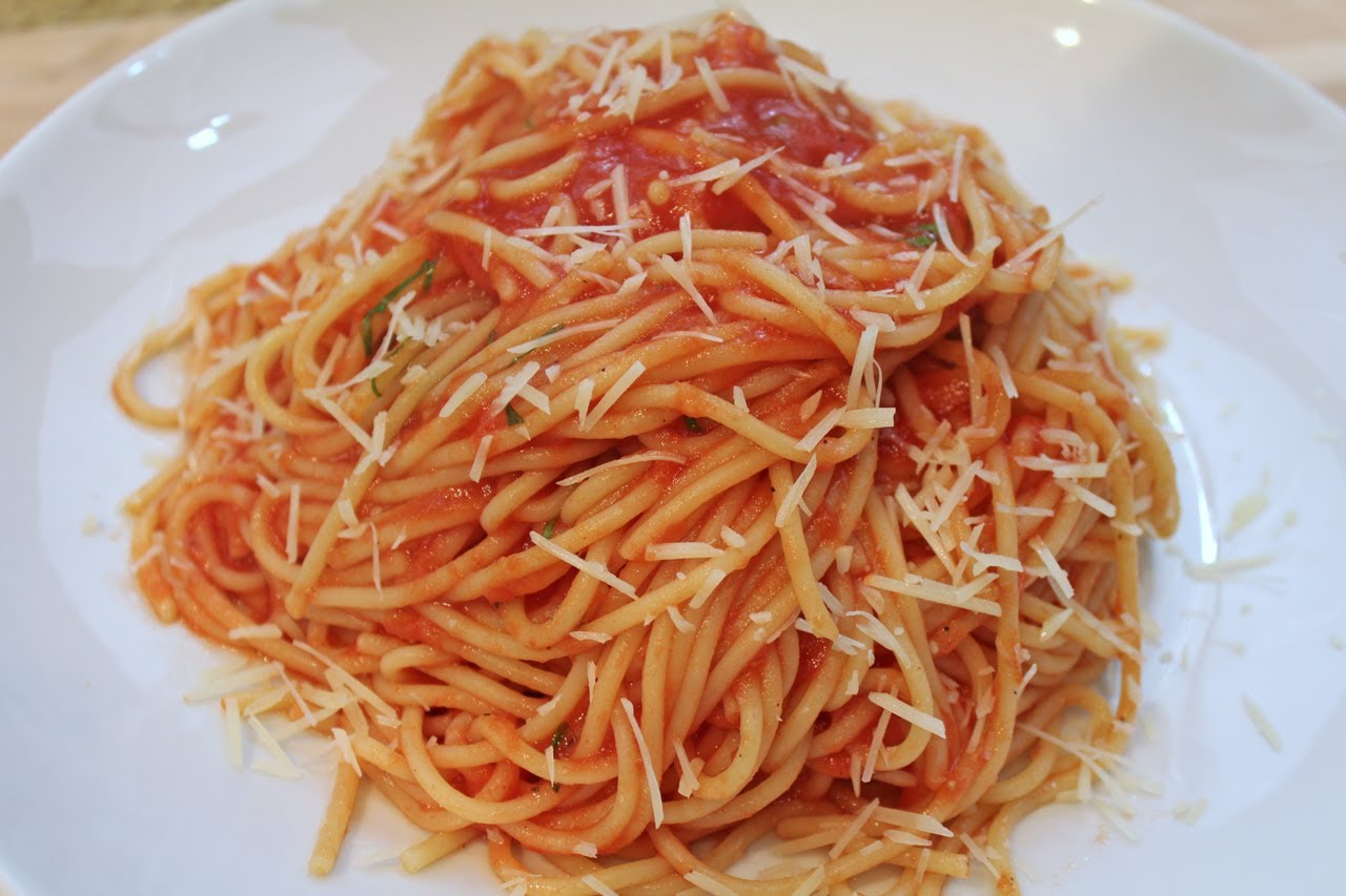 sphagetti wit blend of sauces