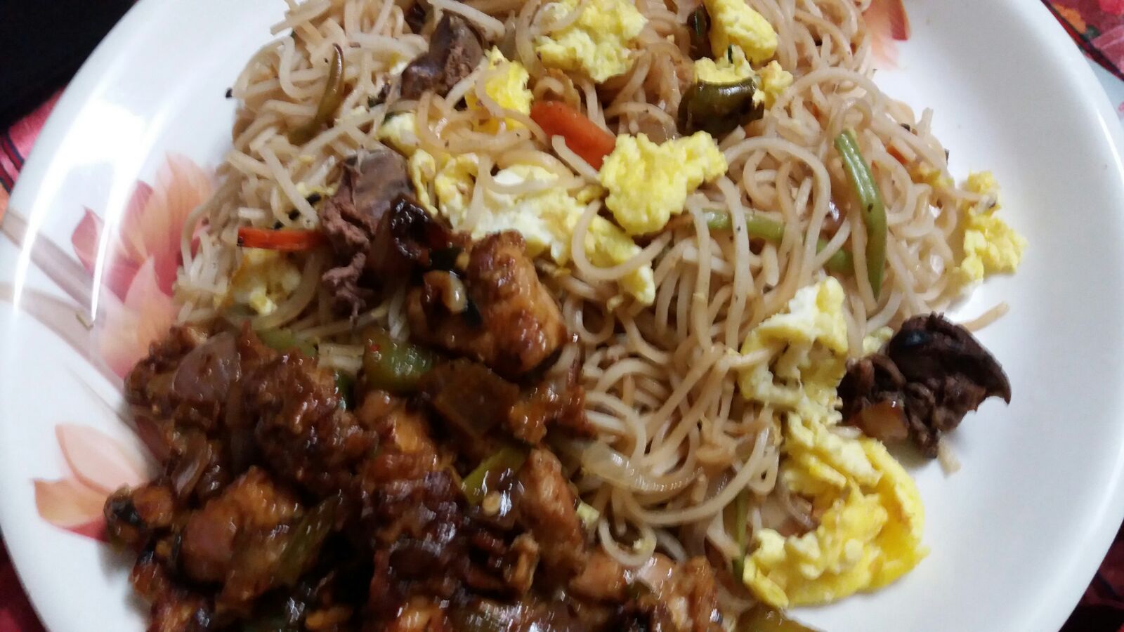 Combo of Mixed nonveg Chowmein with Chilly Chicken