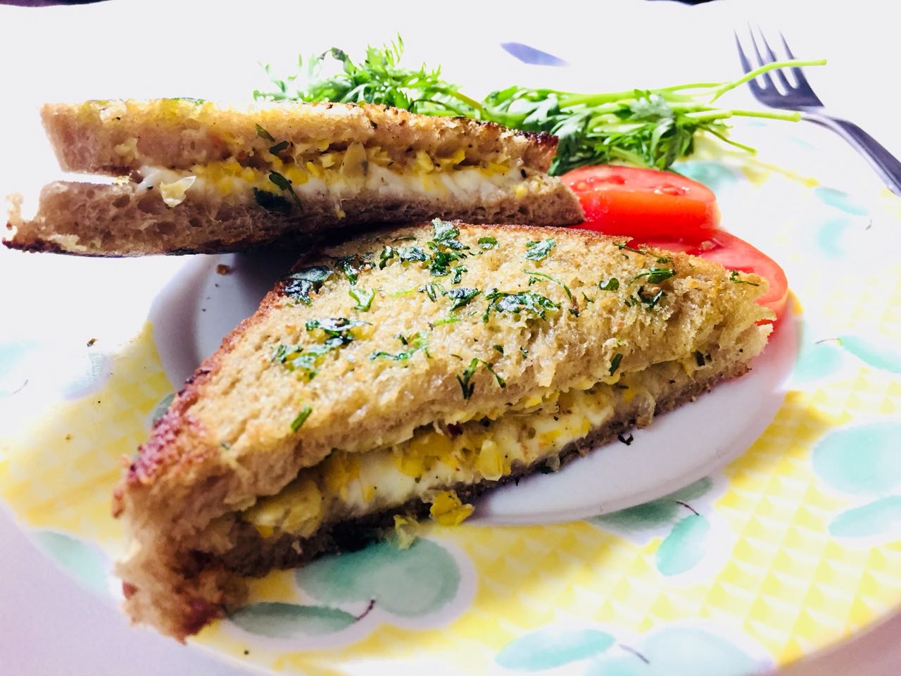 Corn-Garlic cheesy sandwich