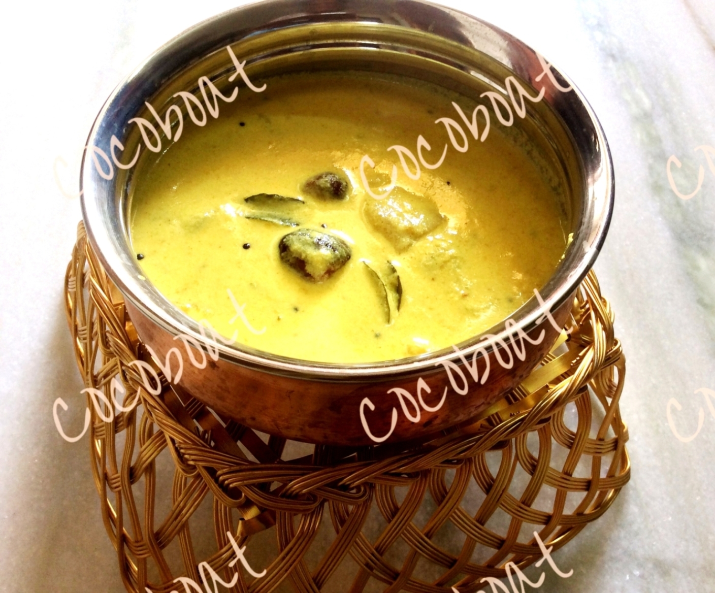 Ripe Mango curry (Mambazha pulisseri)