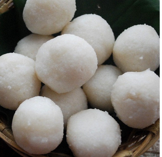 Coorg Rice balls (AKA Kadumbut)
