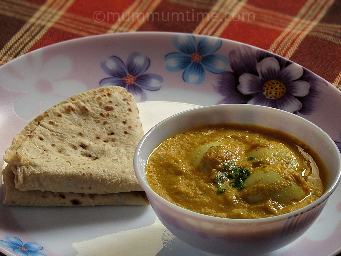 chappathi with Egg Masala