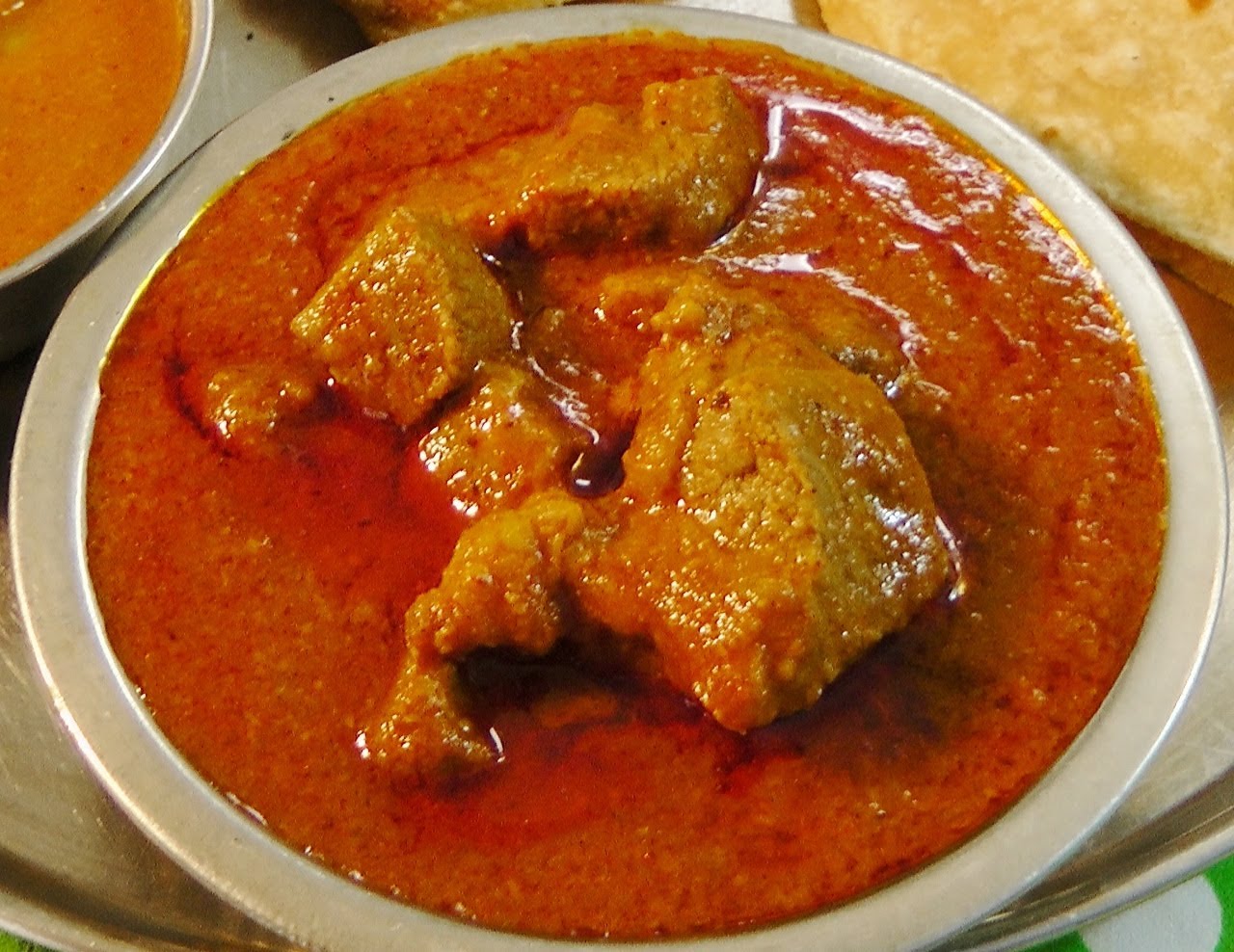 Maharashtrian chicken masala